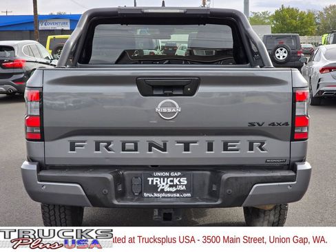 Used 2023 Nissan Frontier SV w/ Midnight Edition Package image 4