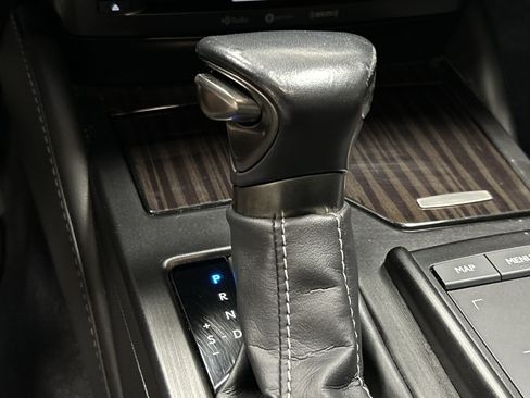 Used 2019 Lexus ES 350 w/ Accessory Package FWD image 26