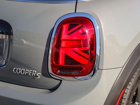 Used 2023 MINI Cooper SE image 10