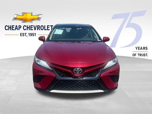 Used 2018 Toyota Camry XSE FWD image 8