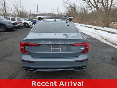 Used 2022 Volvo S60 T8 R-Design w/ Advanced Package image 7