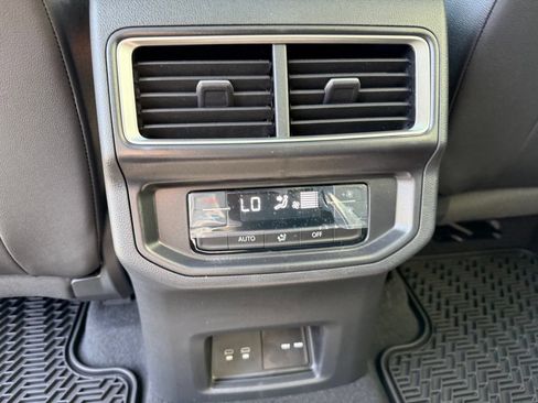 New 2026 Volkswagen Atlas Peak Edition AWD/4WD image 29