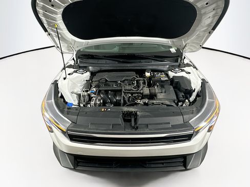 Used 2025 Kia K4 FWD image 31