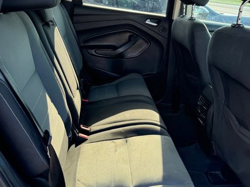 Used 2016 Ford Escape SE w/ Equipment Group 201A image 14