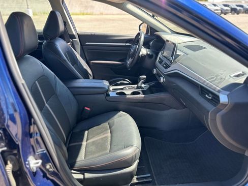 Used 2024 Nissan Altima 2.5 SR image 10