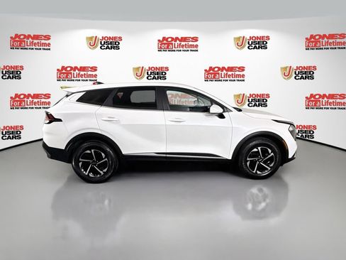Certified 2023 Kia Sportage LX AWD/4WD image 17