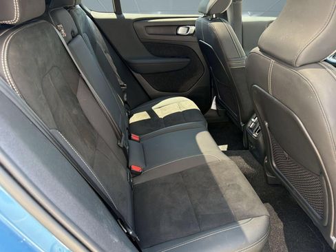 Used 2023 Volvo C40 P8 Recharge Plus AWD/4WD image 30