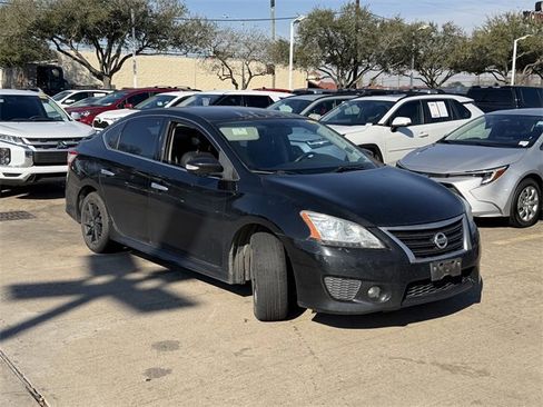 Used 2015 Nissan Sentra SR w/ SR Premium Package image 3