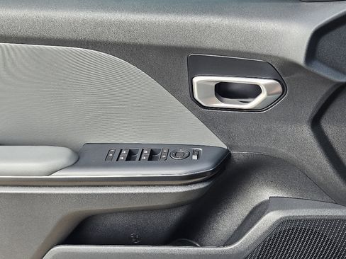 New 2026 Kia K4 LXS image 16