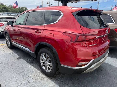 Used 2019 Hyundai Santa Fe SE FWD image 4