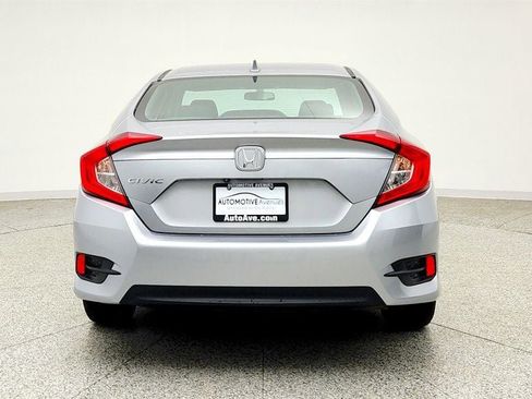 Used 2017 Honda Civic EX image 6