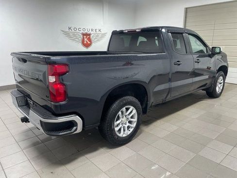 Used 2023 Chevrolet Silverado 1500 LT AWD/4WD image 6