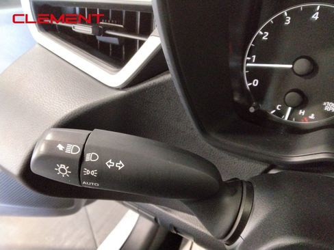 Used 2024 Toyota Corolla SE image 14