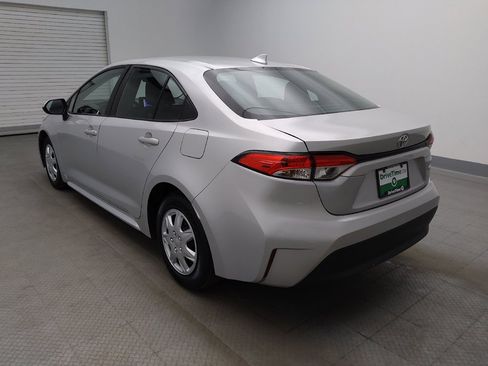 Used 2023 Toyota Corolla LE FWD image 5