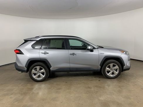 Used 2021 Toyota RAV4 Limited image 7