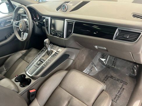 Used 2016 Porsche Macan S AWD/4WD image 16