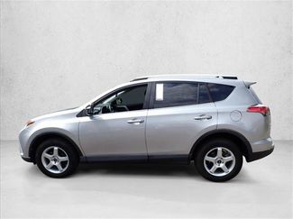 Used 2016 Toyota RAV4 LE FWD video 2