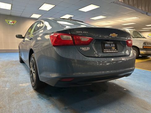 Certified 2025 Chevrolet Malibu LT image 9