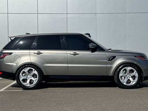 Used 2020 Land Rover Range Rover Sport HSE image 6