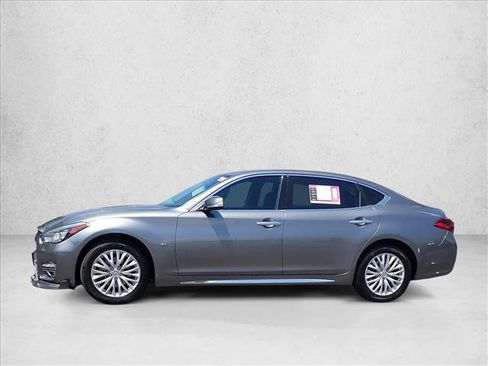 Used 2019 INFINITI Q70 L 3.7 AWD/4WD image 2