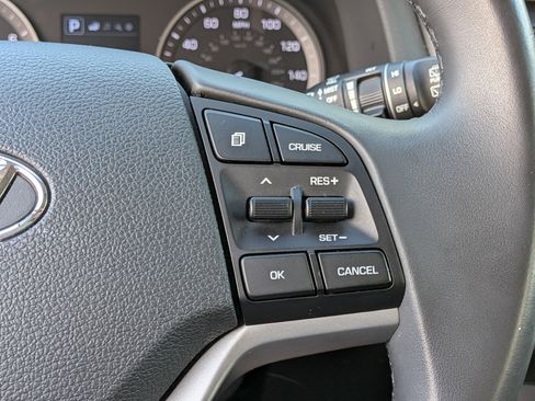 Used 2018 Hyundai Tucson Value FWD image 25