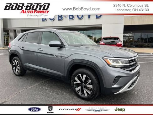 Used 2023 Volkswagen Atlas Cross Sport SE AWD/4WD image 1