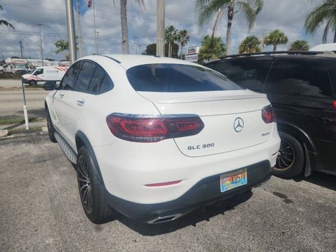 Used 2022 Mercedes-Benz GLC 300 4MATIC Coupe image 9