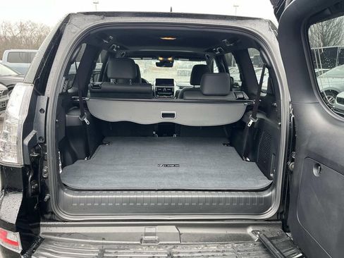 Used 2022 Lexus GX 460 Premium image 12
