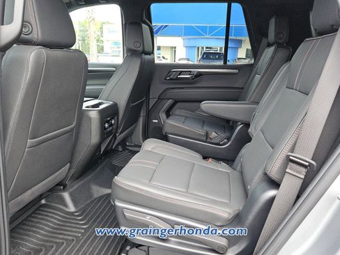 Used 2025 Chevrolet Tahoe RST w/ Comfort Package RWD image 11