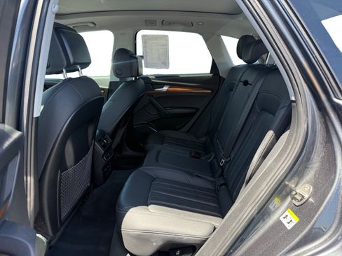 Used 2022 Audi Q5 2.0T Premium AWD/4WD image 16