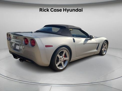Used 2005 Chevrolet Corvette Convertible w/ Preferred Equipment Group image 7