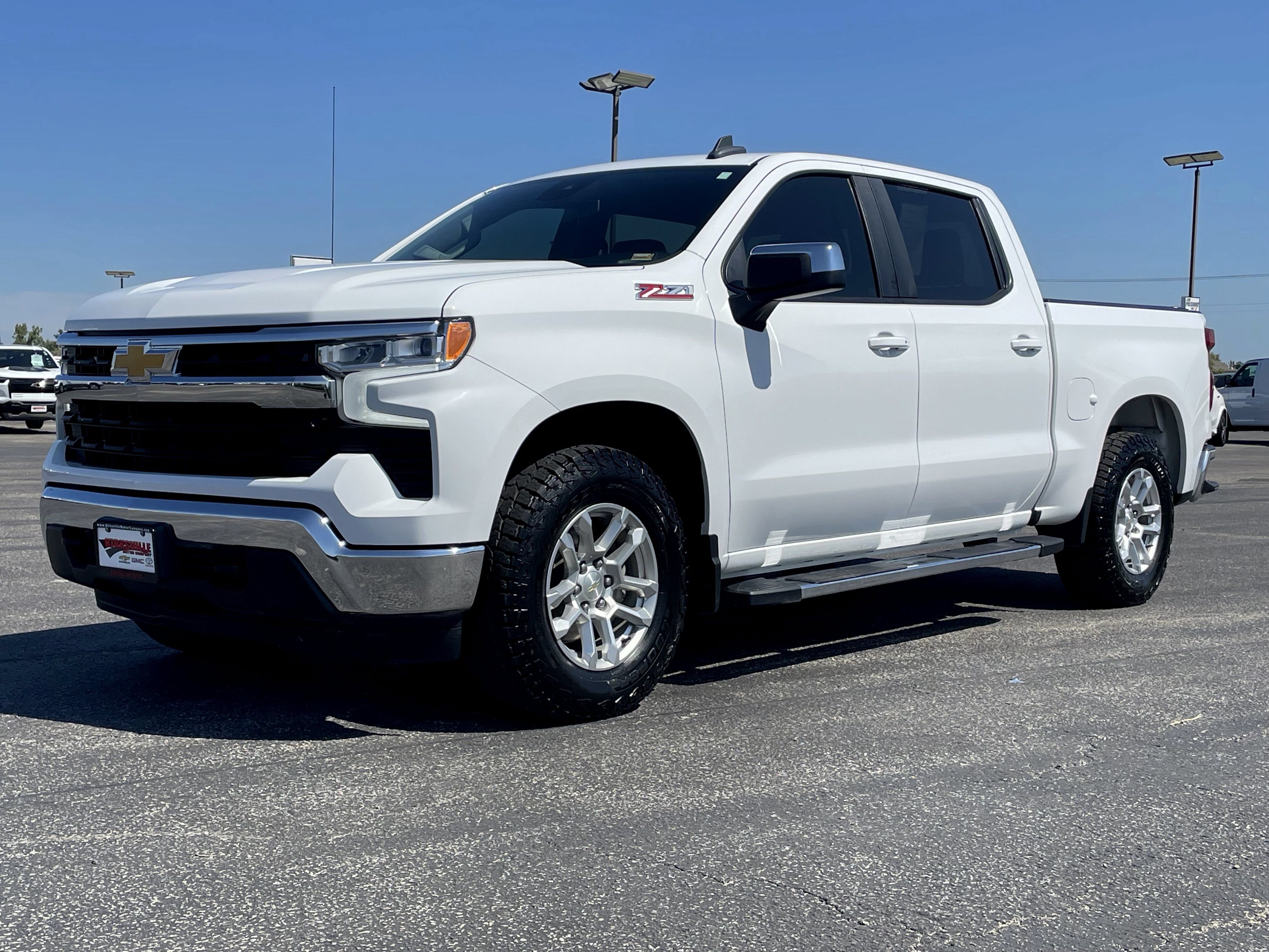 Certified 2023 Chevrolet Silverado 1500 LT w/ Z71 Off-Road Package AWD/4WD image 8