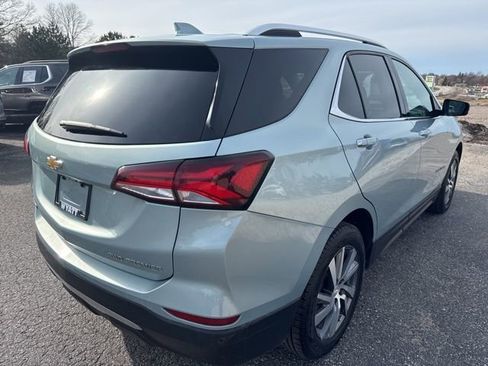 Used 2022 Chevrolet Equinox Premier AWD/4WD image 6