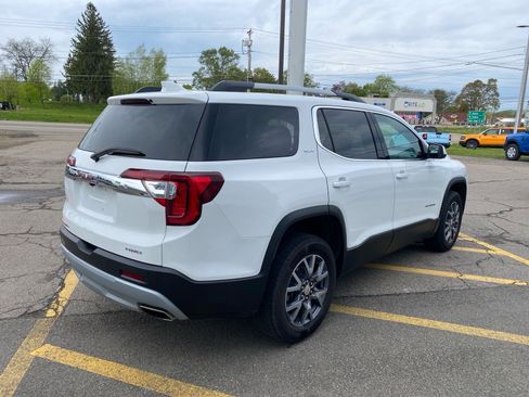 Used 2023 GMC Acadia SLT AWD/4WD image 5