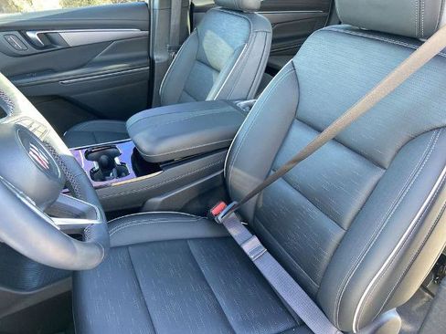 Used 2025 Buick Enclave Sport Touring w/ Super Cruise Package image 16