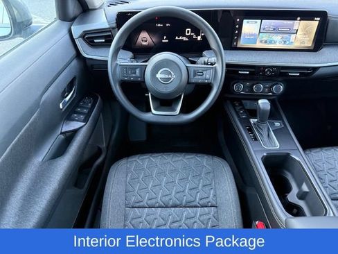 Used 2025 Nissan Kicks SV w/ Illumination Package AWD/4WD image 22