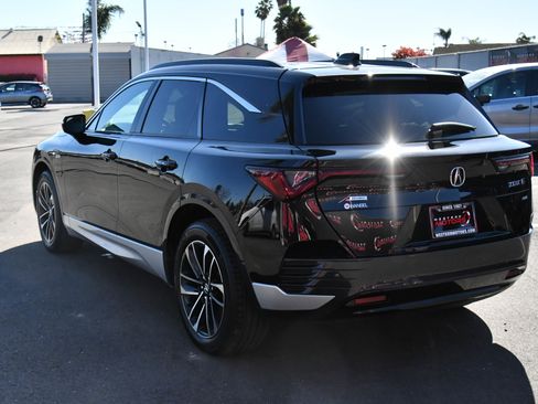 Used 2024 Acura ZDX A-Spec image 6