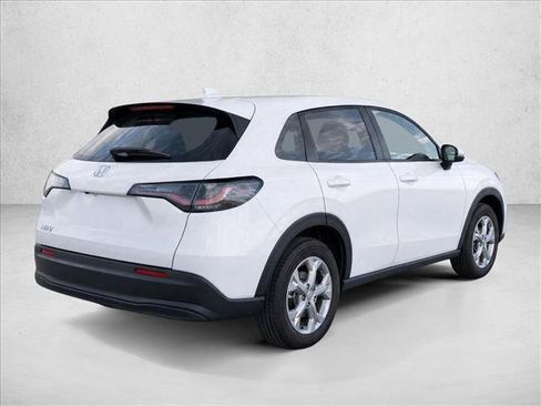 Used 2025 Honda HR-V LX image 7