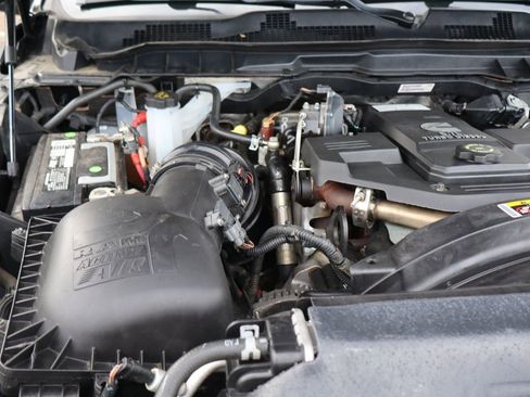 Used 2018 RAM 2500 Laramie AWD/4WD image 37