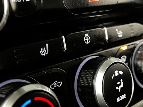 Used 2020 RAM 1500 Big Horn image 19