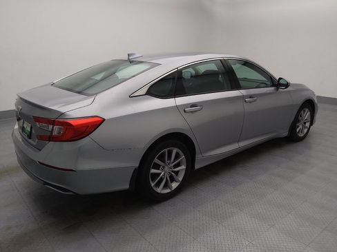 Used 2022 Honda Accord LX image 10