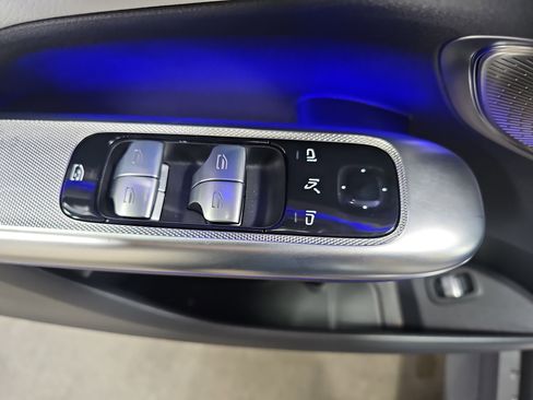 Certified 2025 Mercedes-Benz GLC 300 GLC 300 image 29