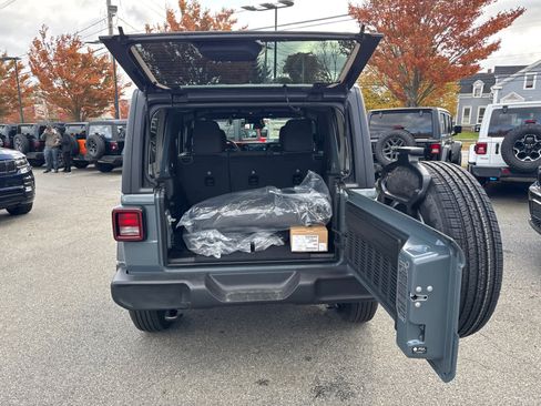 New 2026 Jeep Wrangler Sport S image 37