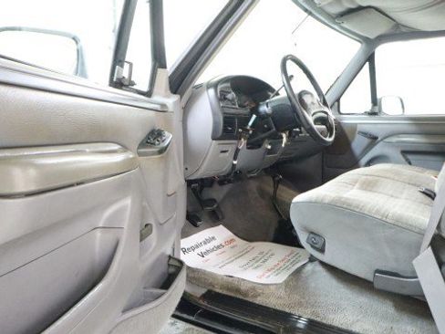 Used 1995 Ford F250 4x4 Regular Cab image 9