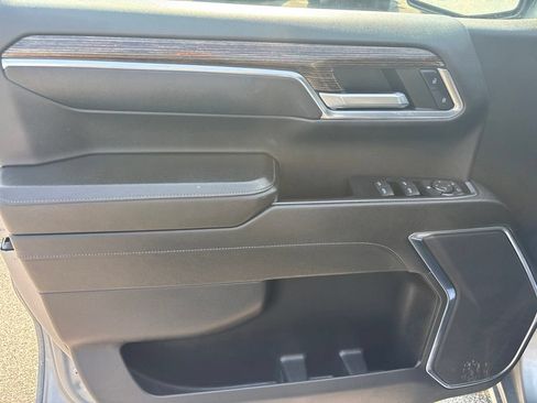Used 2023 GMC Sierra 1500 Elevation w/ X31 Off-Road Package AWD/4WD image 16