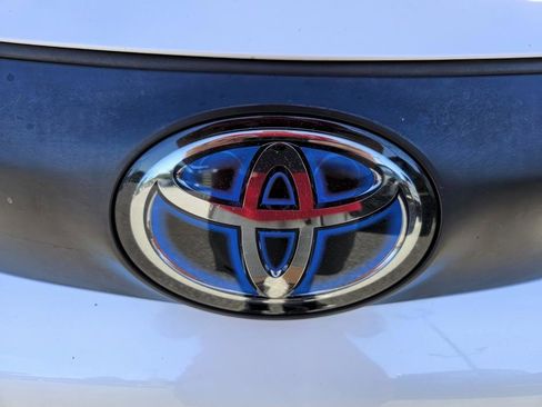 Used 2021 Toyota Sienna XLE w/ XLE Plus Package image 16