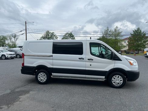 Used 2019 Ford Transit 250 130 Low Roof w/ Exterior Upgrade Package RWD image 30