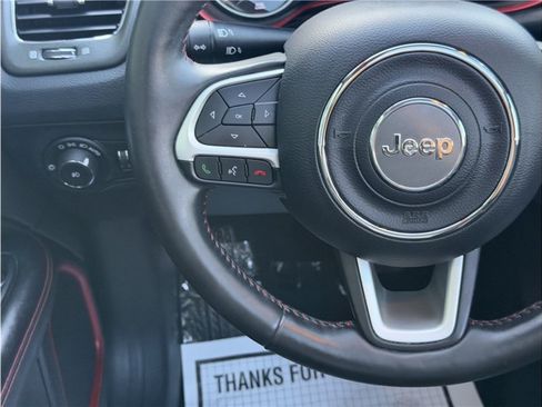 Used 2019 Jeep Compass Trailhawk w/ Leather Interior Group AWD/4WD image 33