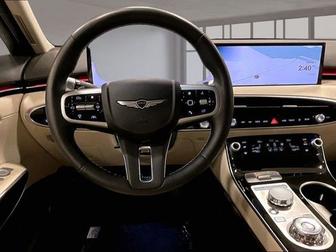 Used 2026 Genesis GV70 2.5T AWD/4WD image 8