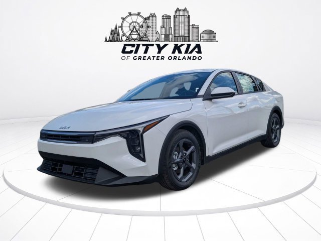 New 2026 Kia K4 FWD image 4